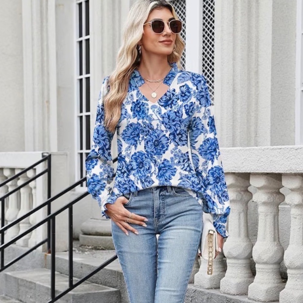 Kistore Blue White Floral V-Neck Ruffle Collar Smocked Cuff Blouse Top Size L